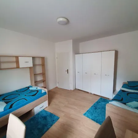 Minidorm Rooms In Heart Of City Center Maribor Exterior photo